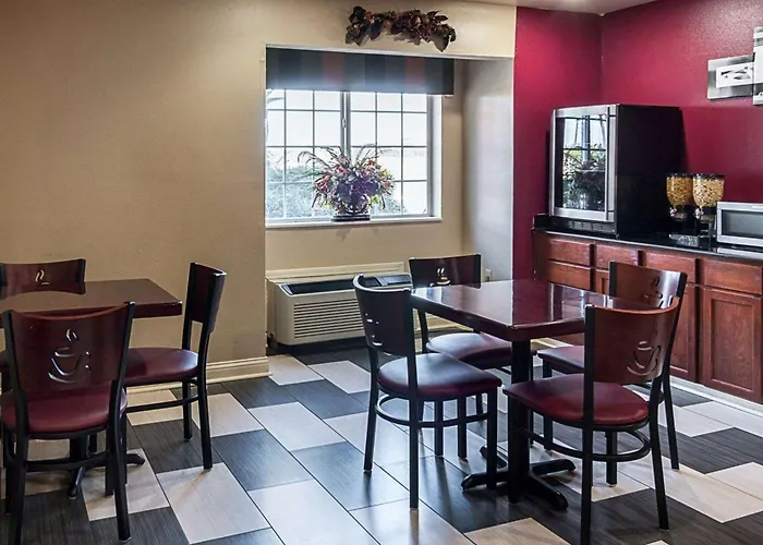 Econo Lodge Inn&Suites Natchitoches